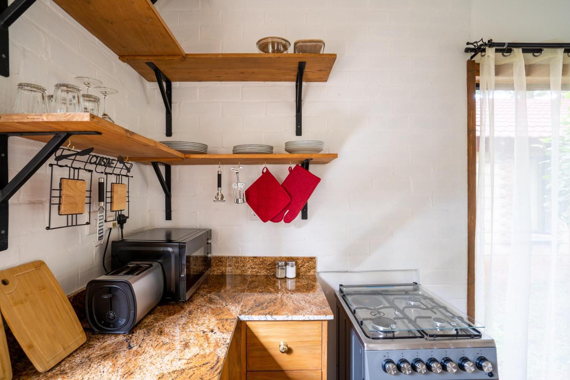 The Jungle Oasis With Heated Pool Apartment Nairobi Bagian luar foto