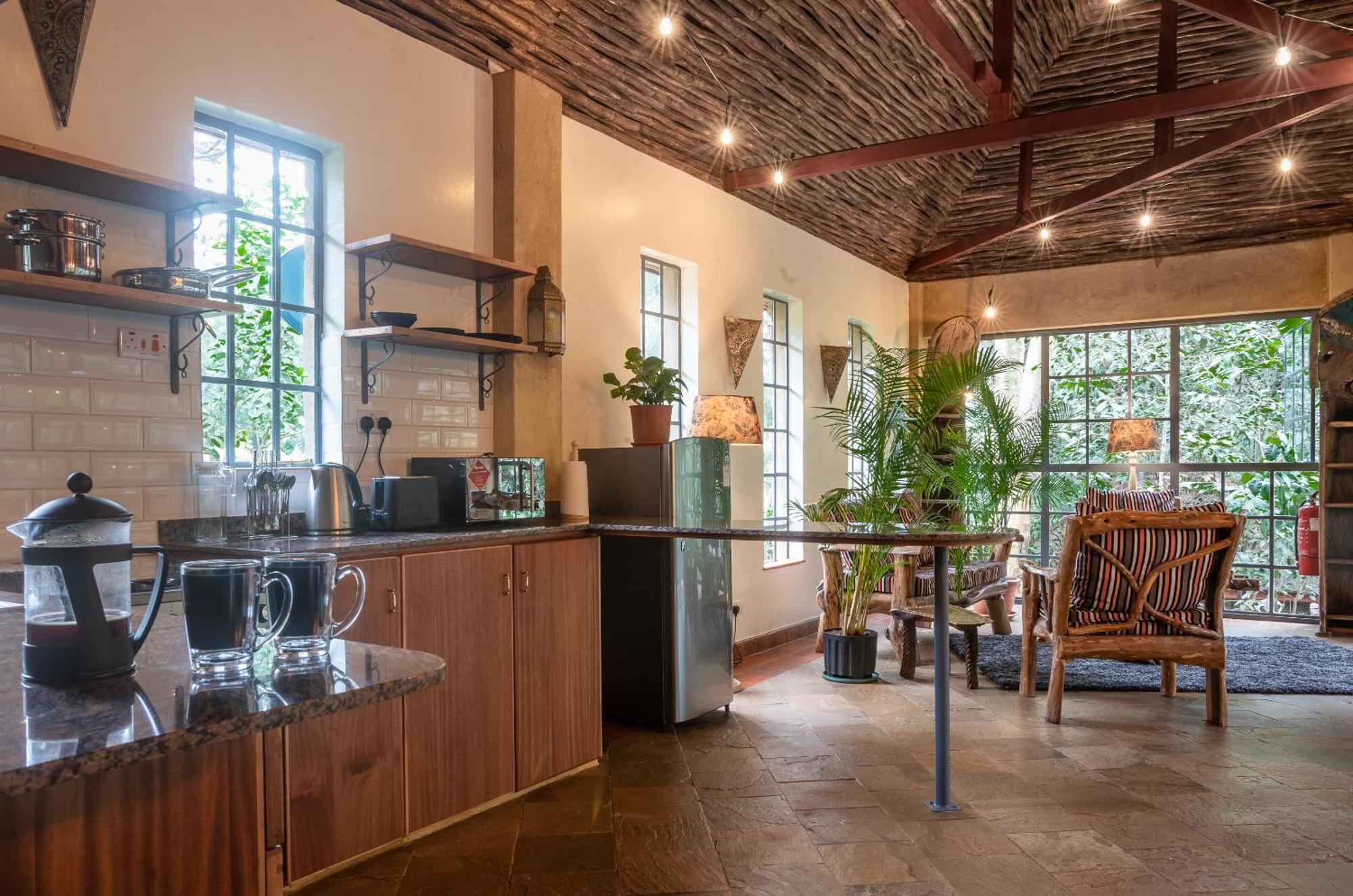 The Jungle Oasis With Heated Pool Apartment Nairobi Bagian luar foto